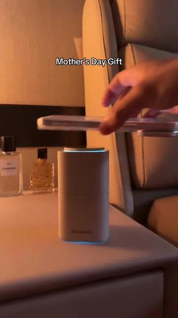 3-in-1 charger.#3in1charger #wirelesscharger #mothersdaygiftideas #giftformom 