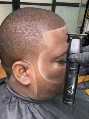 #haircut #onthisday #barber #barbershop #fyp @Supreme Trimmer 
