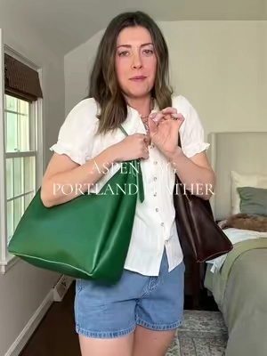 The real leather bag of our dreams #leatherbag #leatherpurse #shoulderbag #plgpartner #portlandleather @PORTLAND LEATHER GOODS 
