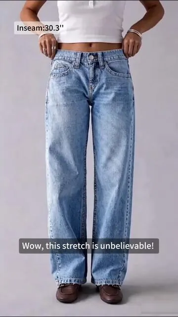💙 #jeans #comfystyle #summervibe #flamingals #denim 