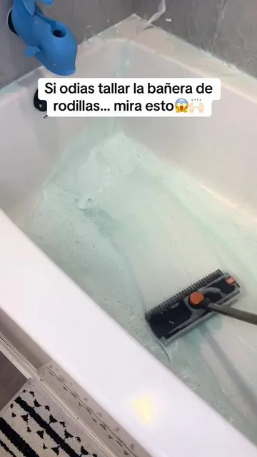 Asi deje de arrodillarme a limpiar la bañera y ahora lo uso para la casa entera🙌🏻😅 #tiktokshopstockup #tiktokshopmothersday #deepcleaning #CleanTok #scrubbrush 