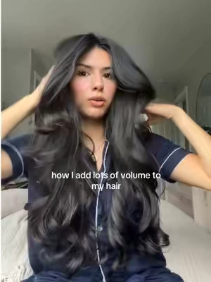 big voluminous hair hack #volumehair #voluminoushair #blowout #colorwow #tiktokshopcreatorpicks 