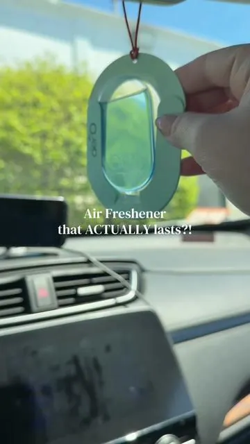 these just hopped onto TikTok shop & im so impressed with how good they smell already!  #carfreshener #carfreshies #sofresh #cleancar #freshener @Aer 