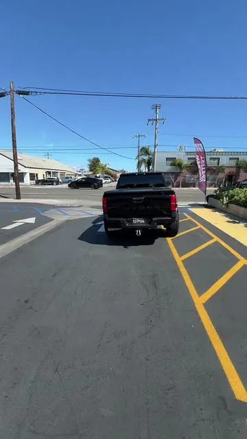 @Yitamotor killed it with this quad folding low profile bed cover. Click the link for your make and model.  #truckbedcover #tacoma #bedcover #tiktokmademebuyit #tiktokshopfinds 