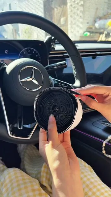 Super sticky velcro strip keeps all items stable all the time, wall-safe for household and vehicle use.#velcro #lifehack #wall #diy #Summervibes 