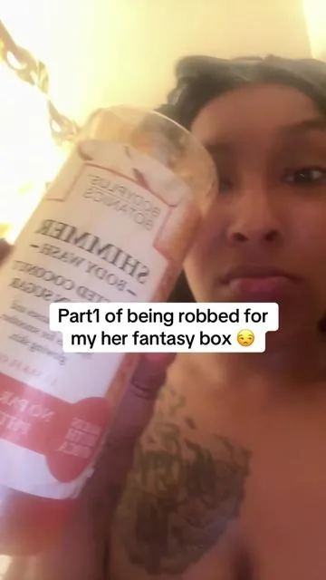 Ohhh I’m soo mad she stole my @Her Fantasy Box 🙄