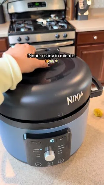 Ninja Hyperheat pressure cooker has made weeknight dinner so fast and easy!! #ninjahyperheat #pressurecooker #ninjapressurecooker #quickdinner #slowcooker 