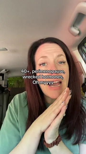Mary Ruth's quietly made the perfect 40+ bundle and nobody's talking about it. Hair Growth Max + 40+ Multi = my entire morning. #maryruths #perimenopausehairloss #fortyplus #midlifewomen #hormonebalance 