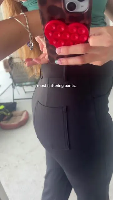 and they’re stretchy #workpants #tiktokshopcreatorpicks #viral 