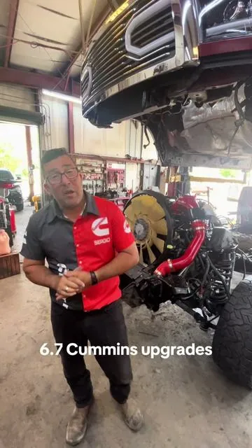 6.7 cummins #fyp #capecoral #mechanic #florida #powerstroke 