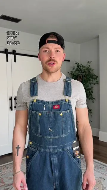 love these overalls 🔥

#overalls #tiktokshopmemorialday #tiktokshopcreatorpicks #mensfashion #styleinspo 