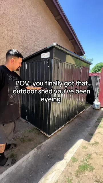 Clearing out my garage to have more space 🤗#outdoorshed#shed#storage#storageunit #organization 