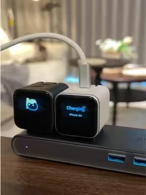 It helps protect your phone and devices with full monitoring of power, temperature, and charging status - plus you get 45W fast charging and a smart display screen.🤯 #anker #chargers #smartcharging #fastcharging #techtok 