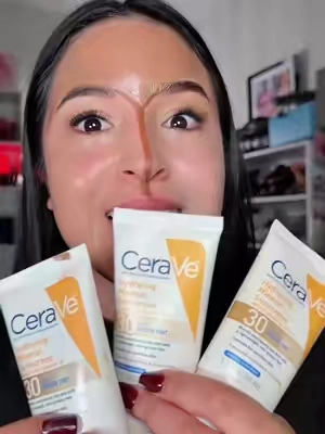 Los tres tonos diferentes que tiene @CeraVe en su protector solar con color #protectorsolarconcolor #tintedsunscreen #ceravesheertintedsunscreen #cerave #skincare 