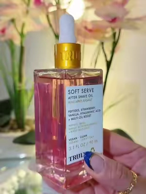 @Truly Beauty  Soft Serve After Shave Duo - Bright Strawberry & Warm Vanilla Scent