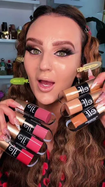 May be my favorite elf launch yet…😱 #elf #affordablemakeup #makeup #beauty #blush 