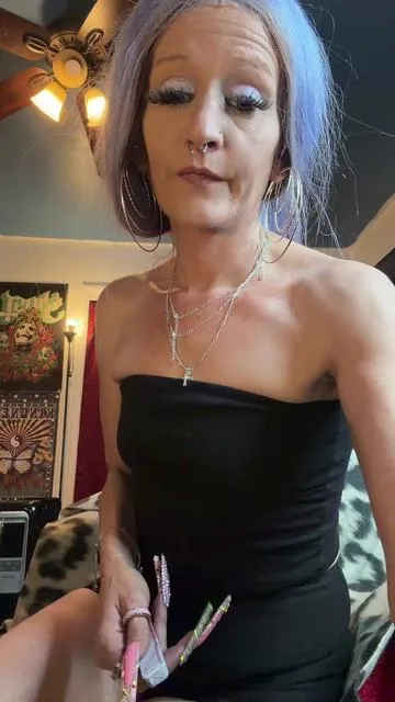 7642107853402049822