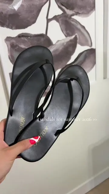 and they’re comfortable?? sign me up 😍😍🤏 #sandals #tiktokshop #summer2026 