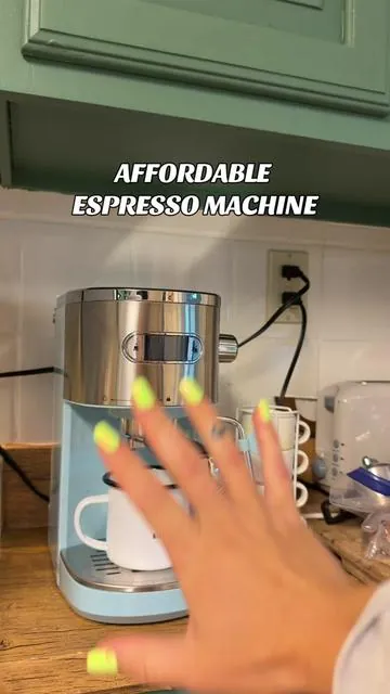 POV: you finally found an espresso machine that’s cute, easy to use, and affordable ☕️✨  Showing you step by step how I make my coffee at home with this budget-friendly find!  #espresso #coffeetiktok #affordablefinds #tiktokshop #homecoffeebar     