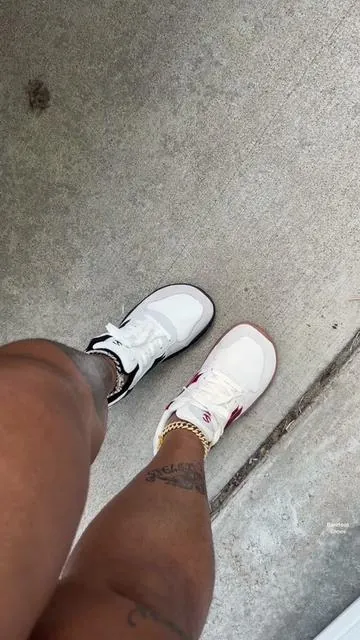 I officially understand the hype now because WHY did I end up buying 3 pairs of these 😭 These are probably the only sneakers I own that don’t make my feet feel trapped by the end of the day. The wide toe space, lightweight feel, and comfort are honestly what sold me. If your feet hurt after errands, travel days, long walks, or standing all day… these might become your new everyday shoes too 👀 And the clearance price right now is actually wild for how often I wear these.  @HOBIBEAR SHOES OFFICIAL  #hobibear #barefootshoes #widetoebox #walkingshoes #tiktokshopmemorialday 