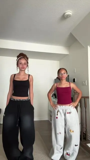 POV: You found some cute pants with your friend then dance together @lowkeytwinns #aelfriceden #live #fitcheck #summervibes #superbrandday 