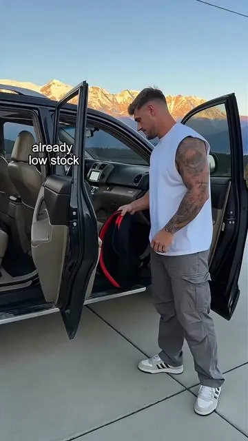 Your car interior just got a luxury upgrade 🚗🤩#tiktok #fyp #trending #tiktokshop 