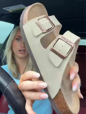 RUN WHILE THEY'RE STILL 50% OFF #sandals #ootdinspo #summeroutfits #womensshoes #OOTD 