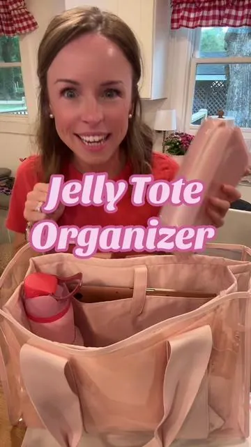 @Case-Mate Jelly Tote Organizer makes keeping your bag organized so much easier!! #organizer #jellytoteorganizer #casematejellytote #jellytote #summerbags 