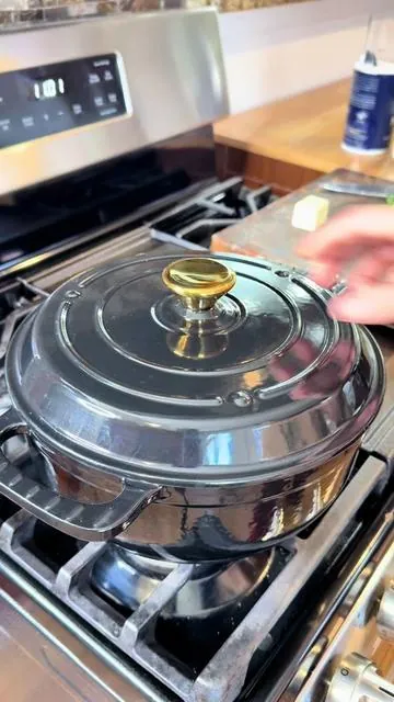 Siempre cocinando con la mejor calidad!! @ROVSUN.US 