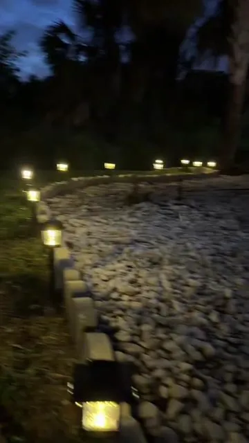 Outdoor decor ideas 💡 @hazloporti25 @thepawk #solarlights #solarlamps#outdoorsdecor#lights #hoodink 