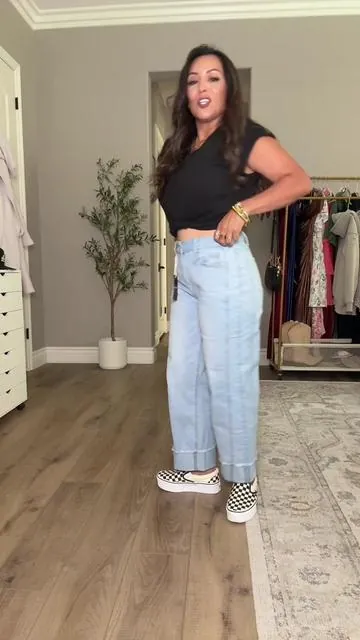 #straightlegjeans #newdropsforyou #shippedbytiktok #dealsforyoudays  #tiktokshopcreatorpicks  