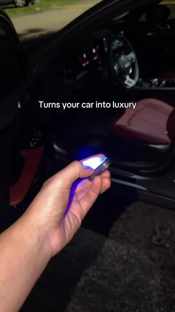 Adds such a vibe at night 

#carlights #carambientlights #rgbcarlights #wirelesscarlights 