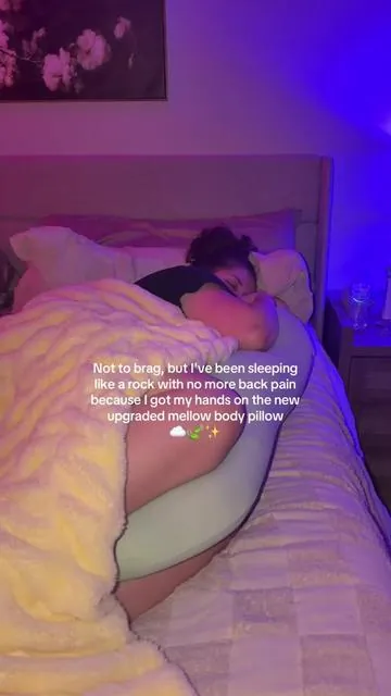 best sleep I’ve had in so long! And it comes with a cooling pillow case too!! #mellow #mellowsleep #bodypillow #dealsforyoudays #sidesleeper 