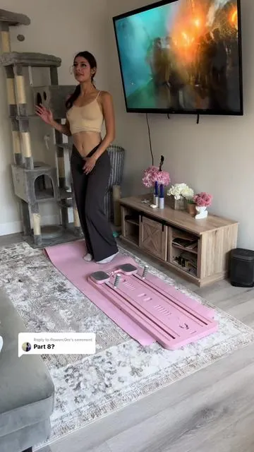 Replying to @flowerc0re Part 8l yall im OBSESSED with my new reformer!!
#effectivepilatesworkout #pilatesprincess #pilatesathome #pilates #fullbodyworkout