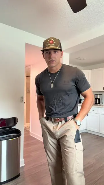 I spent 5 years working in an oil refinery, so I know firsthand how fast work pants get destroyed. If you’re tired of replacing them every few months, these are worth a look. 🔥 #bluecollar #oilandgas #constructionlife #welder #electrician 