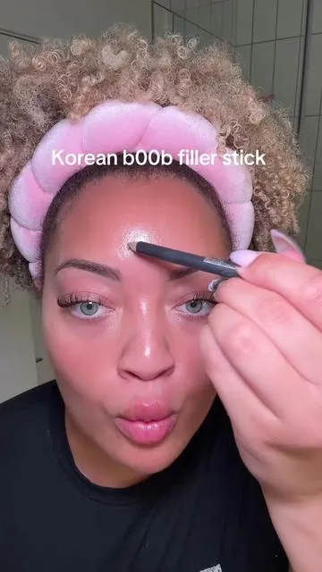 Medicube does not miss 🪄 

#volufiline #pdrn #collagen #medicube #GlowUp @medicube global 