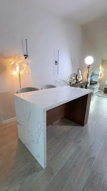 Isla de cocina #decoration #kitchen #kitchenisland #cocina #dinning @ONBRILL OFFICIAL 