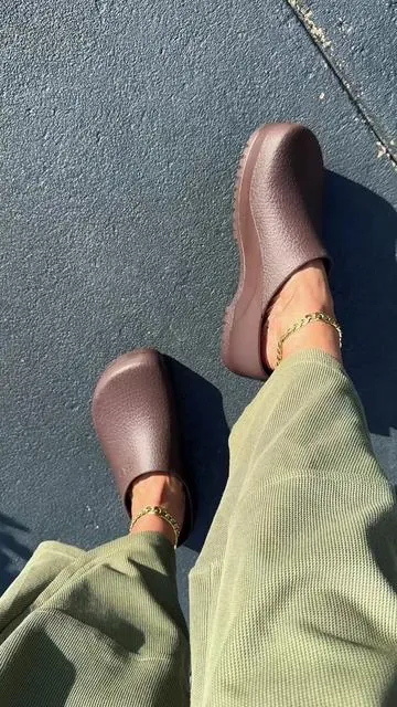 @QVC, Inc dropped the Birkenstock Super Birki clogs and these are the perfect nursing clogs.  These have an insane amount of arch support for people who are on their feet all day.  #birkenstock #birkenstocks #tiktokshopcreatorpicks 