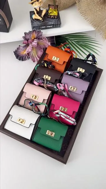 #PurseCharm #PocketPurseCharm #PouchPurseCharm #MiniCoinPurse #purseclip
