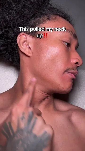 #jawline #neck #wrinkles #cactox #drmelaxin