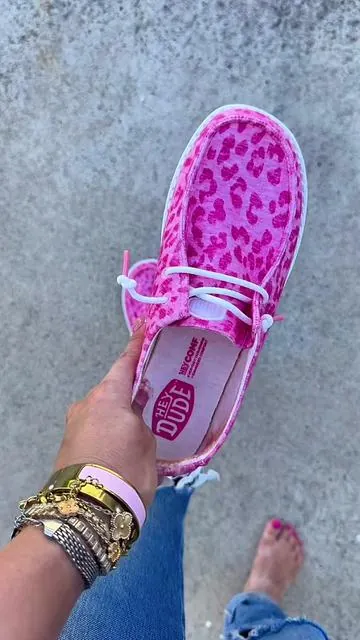Pink leopard hey dudes we’re an immediate add to cart! #heydude #heydudewendys #heydudewendy #heydudesummer #tiktokshopcreatorpicks   @HeyDude 