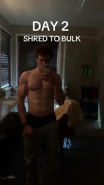 Mann whoever said cutting is easier than bulking was lying. I could eat all day 😭 follow for more w meals #gymtok #fulldayofeats #bulk #fitness #calories 