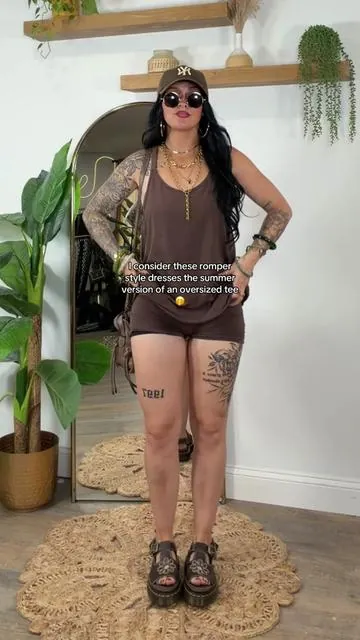 I’m 5’3 & 133 wearing a small in the color coffee🤎
