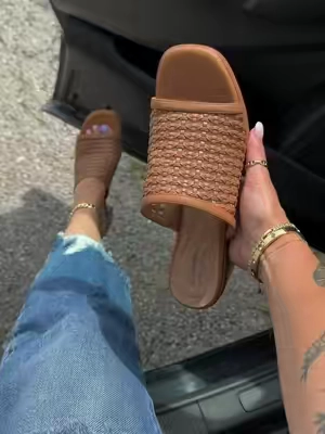 @QVC, Inc #clarks #sandal #heels #dealsforyoudays #qvcloyaltyprogram 