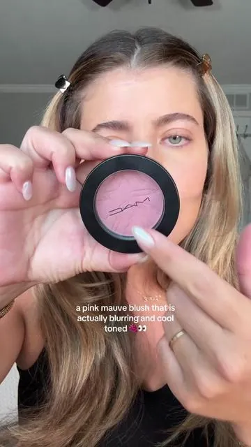 Leave it to @M·A·C Cosmetics to give us neutral tone girlies the cool toned mauvey pink blush of our dreams! #mauve #blush #cooltonedmakeup #mac #macblush 