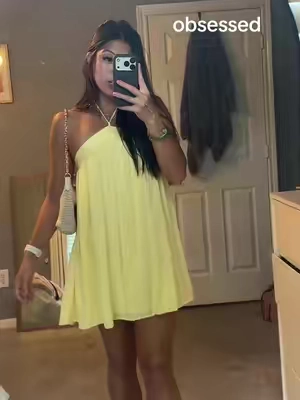 I’m 5”5 wearing an XS! #summerdress #butteryellow 