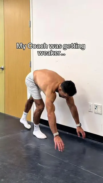 My Coach needed this 💪🏻😂 @Coach Ruben  #Merach #MerachW60 #Walkingpad #gymnastics #olympics 