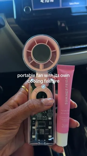 Summer essential ❄️ #coolingacfan #portablefan #minifan #summeressential #coolingminifan 