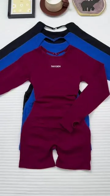 Seamless sculpt romper, feels like second skin & shows off your curves 🔥💯#romper #sportsjumpsuit #jumpsuit #sportswear #dealsforyoudays  