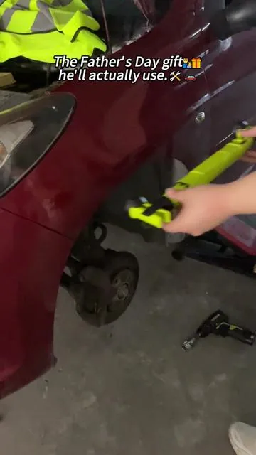 The best gift for Father’s Day Essential for car repairs#tiktokshop #hot 